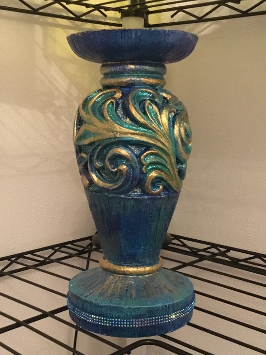 Kikoscloset2021 Other - New Hand Painted Teal Wooden Candle Holder